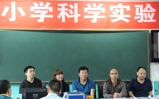 綿陽(yáng)市小學(xué)科學(xué)教師實(shí)驗(yàn)技能培訓(xùn)安州班在河清鎮(zhèn)小學(xué)舉行
