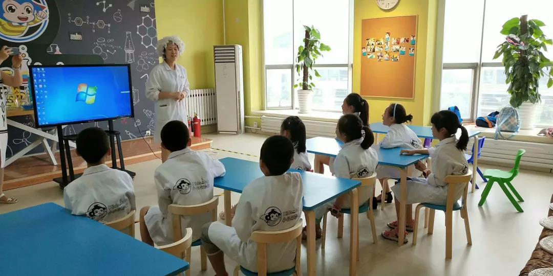 讓科學的火花點燃夢想的未來，小小科學家在行動|青島八大峽小學