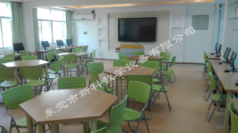 <a href='http://www.gdlangyu.cn' target='1' style='font-size:14px; font-weight:bold; color:#0080ff;'>創客實驗室</a>