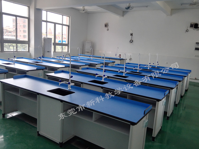 <a href='http://www.gdlangyu.cn/chanpin/53-1.html' target='1' style='font-size:18px; font-weight:bold; color:#000000;'>科學實驗室</a>